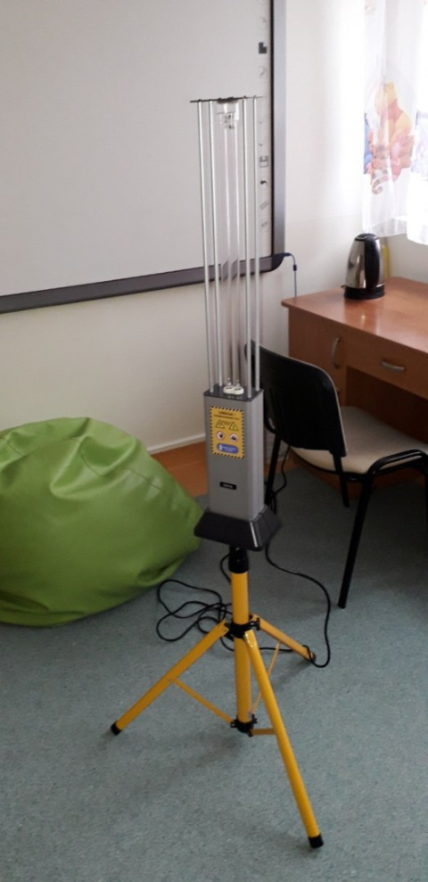 Lampa UV-C SALUS - statyw 110 do 50 m2 Lampa UV-C SALUS - statyw 110 do 50 m2